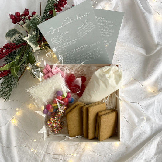 DIY Mini Gingerbread House